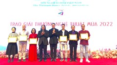 Trao giải thưởng cho các tác giả có tác phẩm múa xuất sắc năm 2022