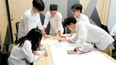 Giải quyết thế nào cho học sinh lớp 10 lựa chọn sai tổ hợp?