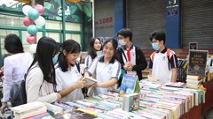 Phiên chợ khuyến đọc lần đầu tiên tại TP.HCM
