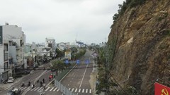 Bình Định chỉ đạo “nóng” do chậm khắc phục sạt lở núi tại cửa ngõ vào TP Quy Nhơn