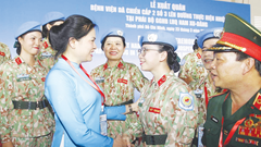 Phụ nữ Việt với khát vọng hòa bình