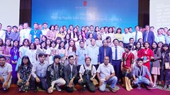 Chuyển động văn học nhìn từ văn hóa