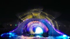 Phú Quốc thết đãi du khách dịp Tết bằng màn trình diễn pháo hoa trên biển rực rỡ