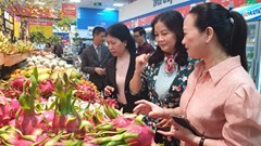 Rộn ràng không khí đón Xuân: Không để thiếu hàng phục vụ Tết