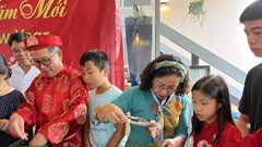 "Gói" quê hương trong những chiếc bánh chưng xanh ở thành phố Sydney