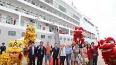 Quảng Ninh đón gần 660.000 lượt du khách trong dịp Tết