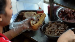Bánh mỳ Việt Nam lọt top món ăn đường phố ngon nhất thế giới
