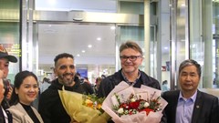 HLV Philippe Troussier đã có mặt tại Việt Nam