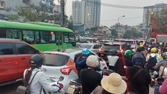 “Choáng” với văn hóa tham gia giao thông (Bài 2): Thượng tôn pháp luật để xây dựng văn hóa giao thông