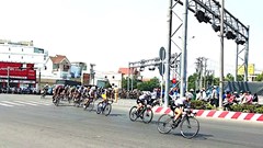 Khởi tranh Giải xe đạp nữ Quốc tế Bình Dương 2023