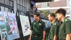 Triển lãm “Đà Nẵng nhìn từ biển qua Di sản tư liệu thế giới Châu bản triều Nguyễn”