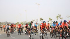 Sôi nổi Giải đua xe đạp “Bên bờ sông Trà”