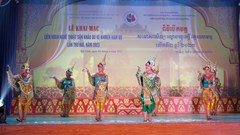 Khai mạc Liên hoan Nghệ thuật sân khấu Dù kê Khmer Nam Bộ