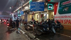 Sau một tháng Hà Nội ra quân giành lại vỉa hè: Những cuộc “đuổi bắt” chưa hồi kết