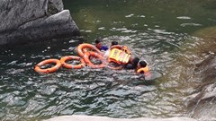 Ra mắt “Chung tay bảo đảm ANTT, phòng chống đuối nước và CNCH” ở Trà Bói