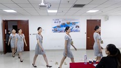 Trung Quốc: Du lịch phục hồi, tuyển tiếp viên hàng không nóng trở lại