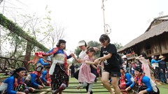 Hân hoan trong​​​​​​​ ngày hội lớn