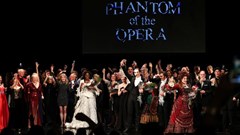 Sân khấu Broadway khép lại vở nhạc kịch “Bóng ma trong nhà hát”