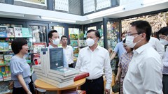 Bí thư Thành uỷ Đinh Tiến Dũng thăm Phố Sách Hà Nội