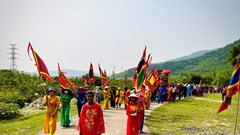 Quảng Bình: Lễ giỗ Thánh Mẫu Liễu Hạnh thu hút đông đảo du khách thập phương