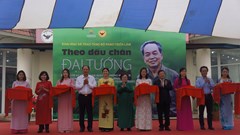 Triển lãm thơ diễn ca lịch sử “Theo dấu chân Đại tướng”