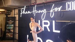 “Tiệc thời trang” nóng bỏng tại… hầm giữ xe