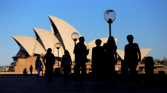 Australia cải tổ hệ thống nhập cư nhằm thu hút lao động lành nghề