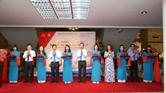 Khai mạc triển lãm Những tấm gương bình dị mà cao quý