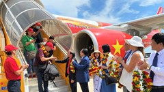 Tháo gỡ “điểm nghẽn”để hút khách quốc tế