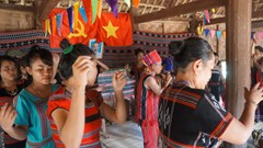 “Tháng Năm nhớ Bác”