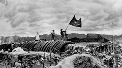 Kỷ niệm 69 năm Chiến thắng Điện Biên Phủ (7.5.1954 - 7.5.2023): “Tiếp lửa” qua những trang viết từ chiến trường