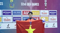 Trần Hưng Nguyên “mở hàng” HCV cho bơi Việt Nam tại SEA Games 32