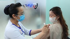 Tỷ lệ tiêm chủng, sàng lọc phòng ung thư cho phụ nữ vẫn còn thấp