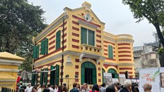 Sống mòn trong những biệt thự cũ ở Hà Nội (Bài 4); Gợi ý nào cho Hà Nội trong việc trùng tu, bảo tồn?