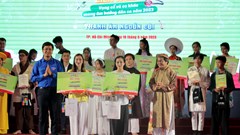 Bạn trẻ tìm về “Thanh âm nguồn cội”