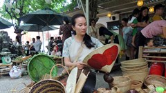 Phiên chợ “Hành động xanh”: Ý tưởng thiết thực vì môi trường