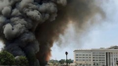 Bức ảnh giả và câu hỏi thật