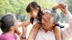Nuôi dạy con giữa các thế hệ: Sự khác biệt gây mâu thuẫn