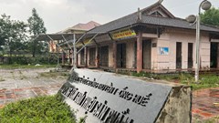 Trung tâm giới thiệu sản phẩm đúc đồng truyền thống (Huế): Đầu tư tiền tỉ rồi bỏ hoang