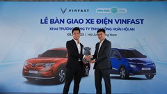 Taxi điện đầu tiên hoạt động phục vụ người dân, du khách tại Hội An