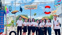 “Ngày hội sống xanh” ở Kiên Giang đổi rác thải lấy quà