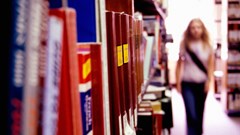 Nguy cơ tình trạng gian lận thi cử ở Anh