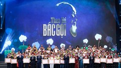 Thủ tướng: Tích cực đổi mới nội dung, hình thức, phương pháp tổ chức công tác thi đua, khen thưởng