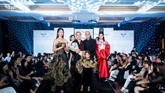 Bộ sưu tập lấy cảm hứng từ cổ phục Việt được đưa lên sàn diễn thời trang chuyên nghiệp