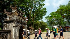 Cố đô Hoa Lư- vẻ đẹp cổ kính cuốn hút du khách