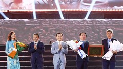 Lễ đón Bằng của UNESCO ghi danh “Nghệ thuật làm gốm của người Chăm" và khai mạc Lễ hội Nho và Vang tỉnh Ninh Thuận