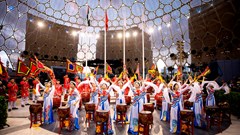 Phát triển con người vì mục tiêu chấn hưng văn hóa (Bài 2): Con người giữ vị trí trung tâm trong chiến lược phát triển