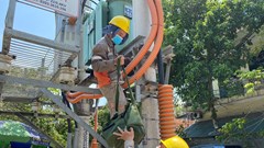 Phải bảo đảm cung ứng đủ điện cho sản xuất, tiêu dùng của nhân dân