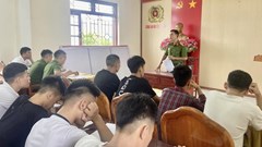 Triệu tập 15 đối tượng mang hung khí gây rối ở bãi biển du lịch