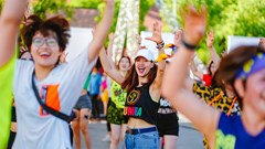 Lan tỏa năng lượng tích cực từ những bước nhảy sôi động của zumba